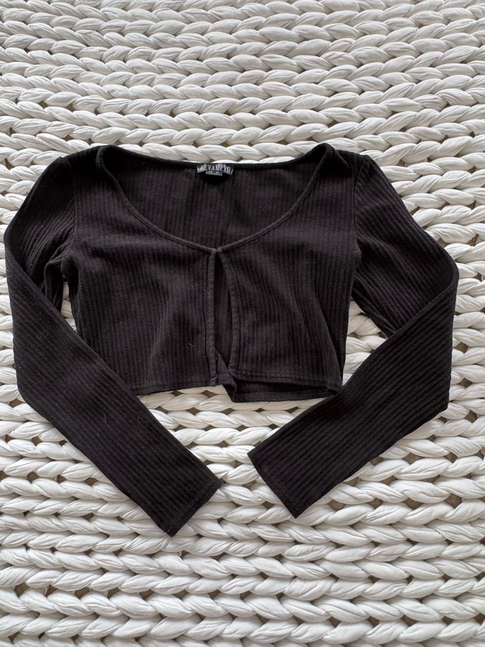 Revamped Black Ribbed Long-Sleeve Crop Top